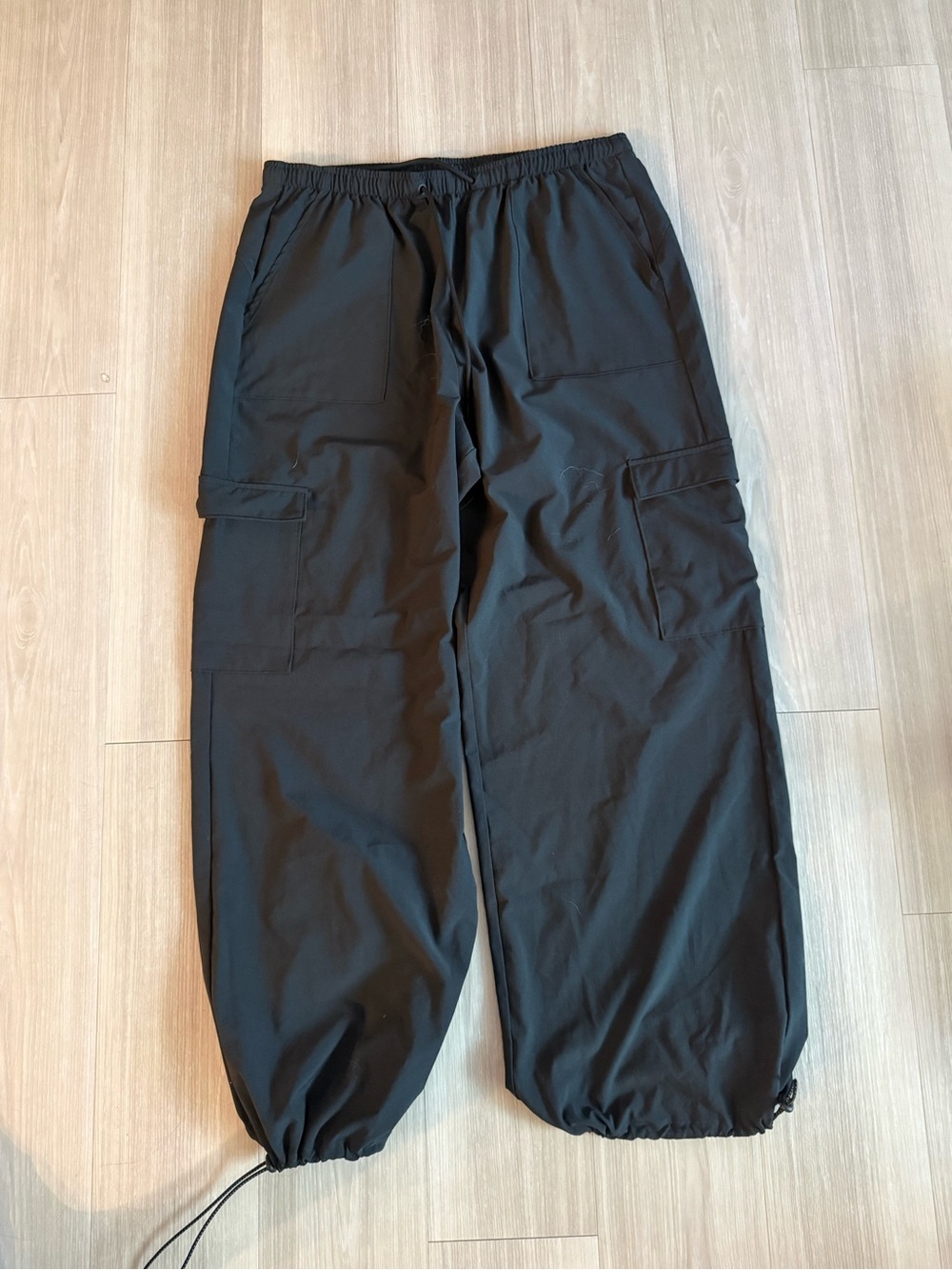 Black Women’s Cargo Jogger Pants - Casual Utility Style